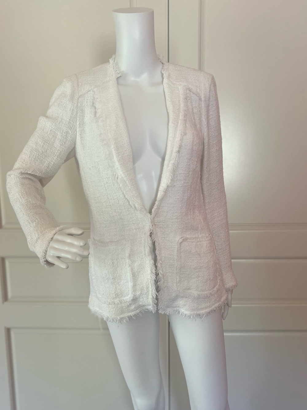 Rebecca Taylor White Frayed edge lightweight knit Blazer with hidden closure